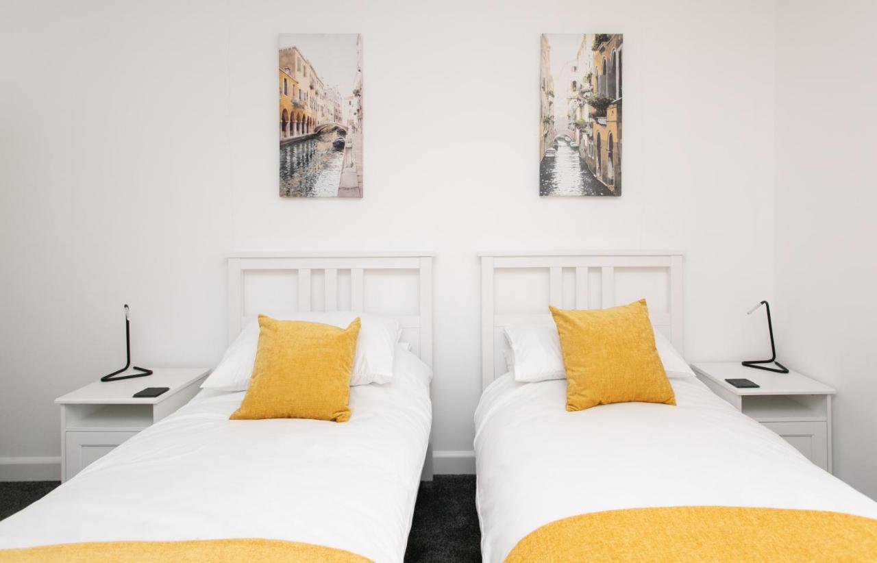 Apartments At The Port Portrush Bagian luar foto