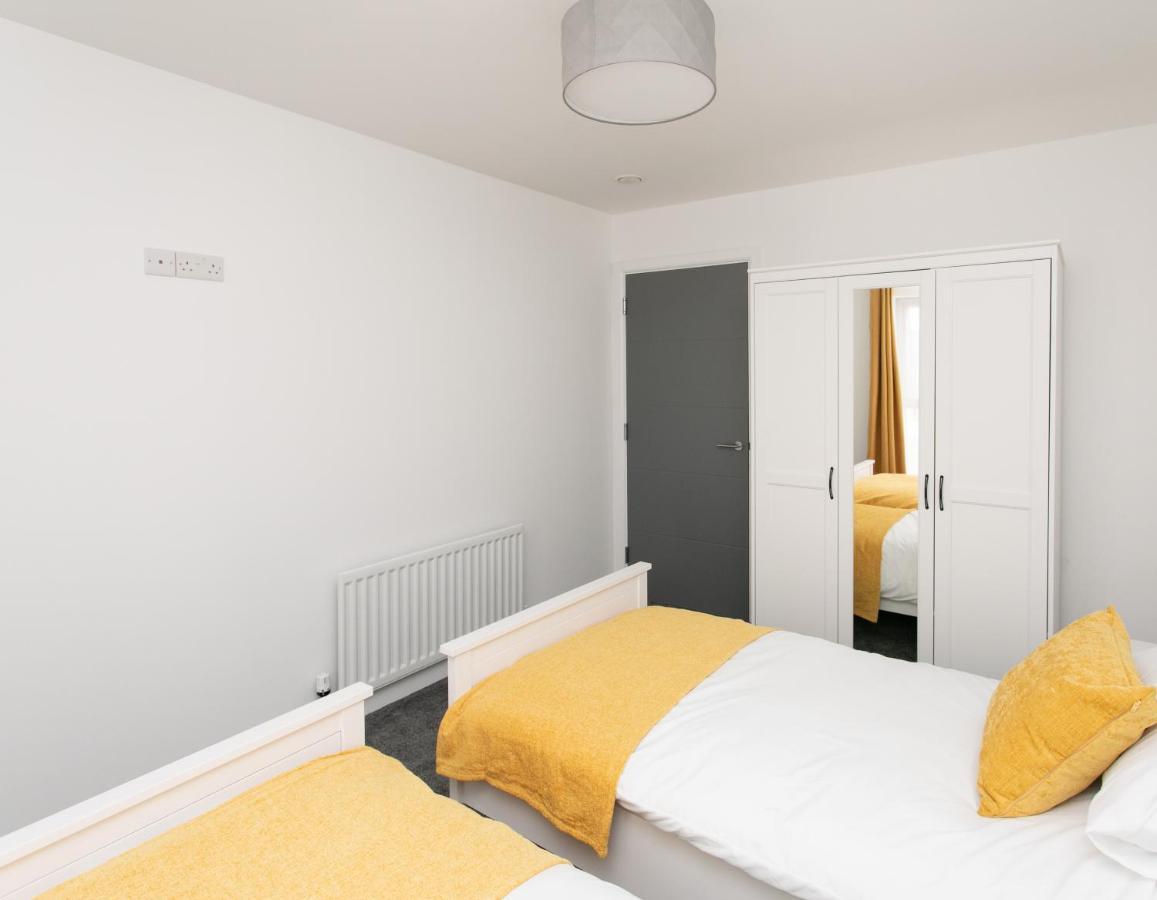 Apartments At The Port Portrush Bagian luar foto