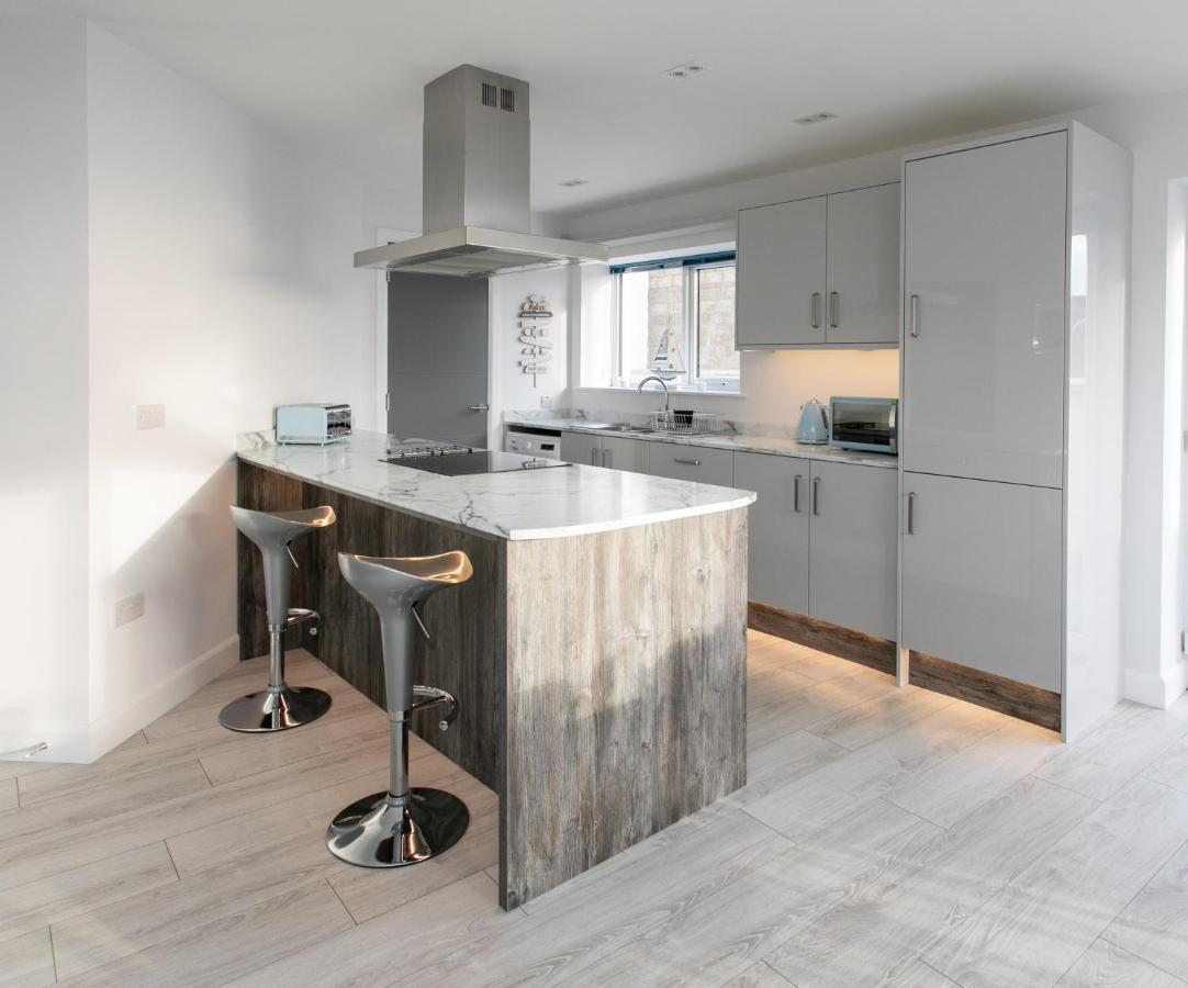 Apartments At The Port Portrush Bagian luar foto